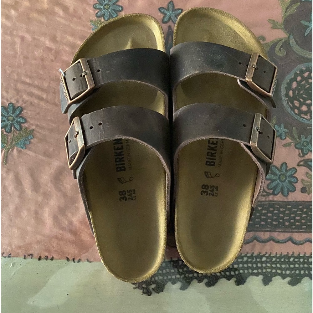 Birkenstock oiled leather sandals size 38